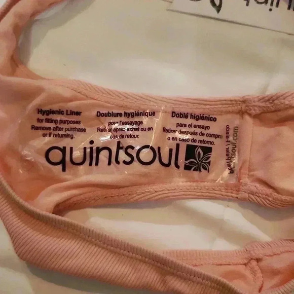 NWT Quintsoul bathsuit bottom Peach ๐ with scrunch bottom  NEVER WORN - Picture 2 of 5